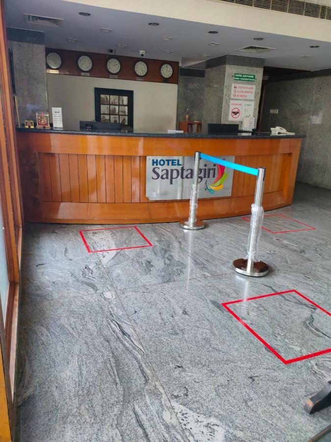 Hotel Saptagiri Гайдарабад Екстер'єр фото