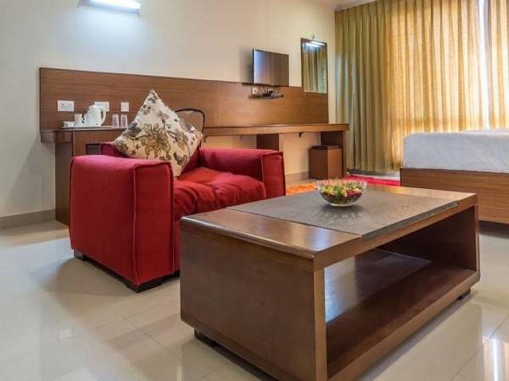 Hotel Saptagiri Гайдарабад Екстер'єр фото