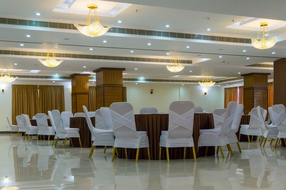 Hotel Saptagiri Гайдарабад Екстер'єр фото